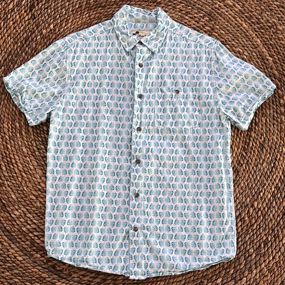 Casual Button Down Shirt with Tropical Pattern